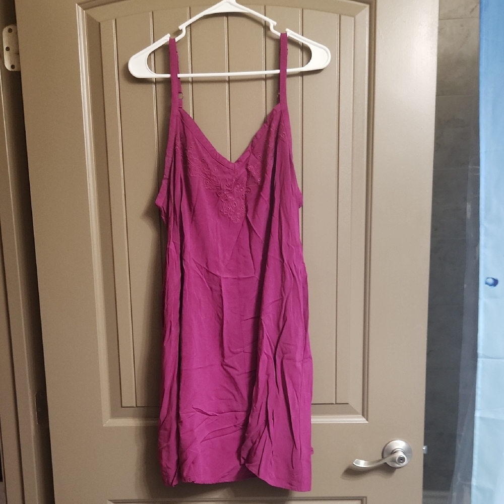 Torrid Fuchsia Embroidered Top